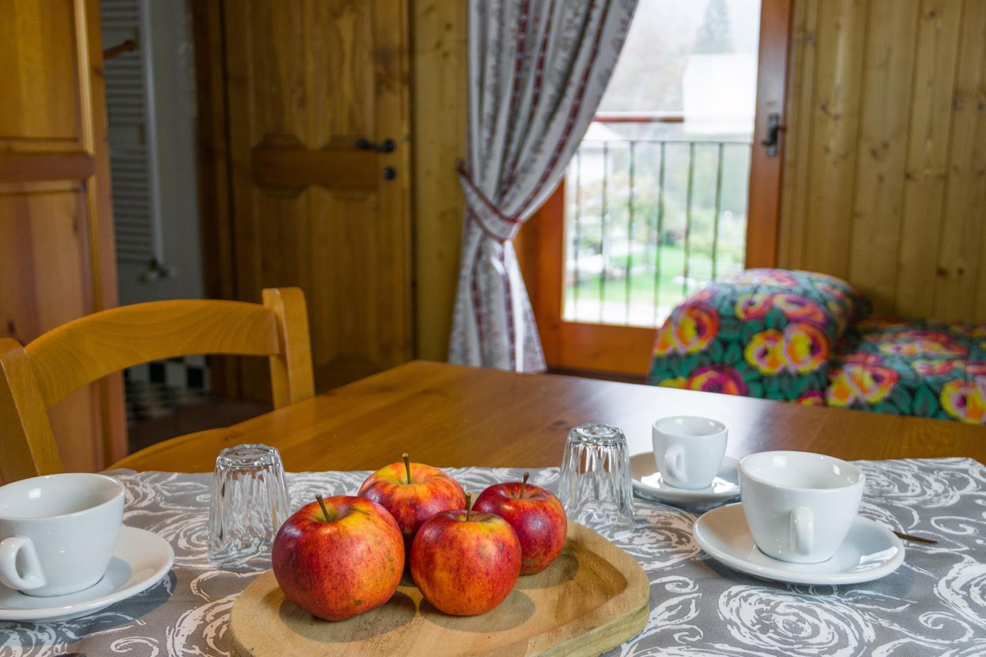 Agriturismo Pian Dei Tass Barcis Eksteriør bilde
